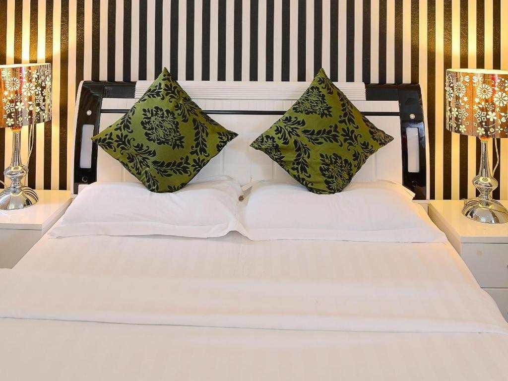 Hotel De Art @ Section 7 Shah Alam Extérieur photo